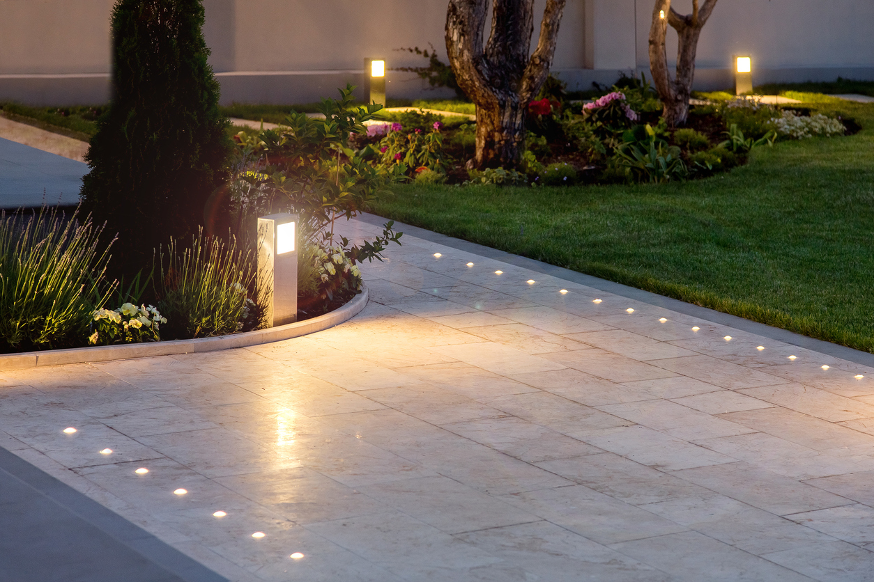 Outdoor Lighting Electrician Near Me